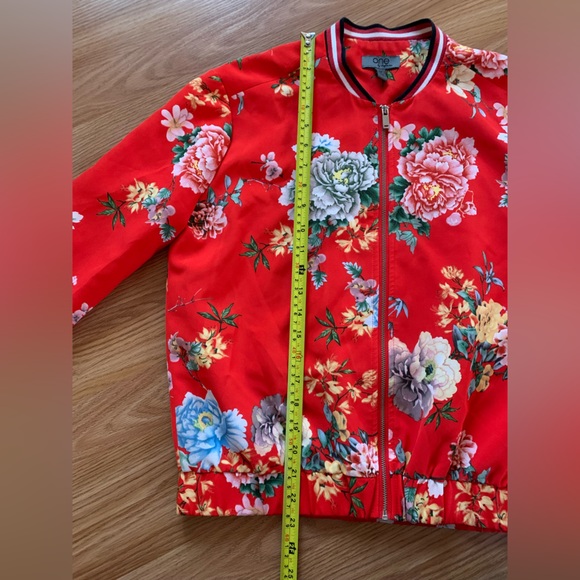 Red floral bomber jacket - Picture 5 of 5